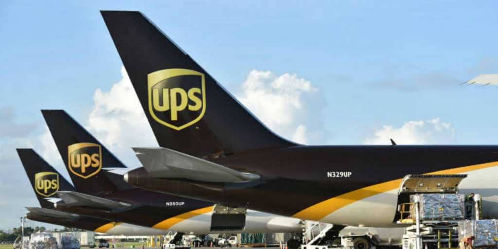 Выгодные компании для инвестирования: FedEx и UPS