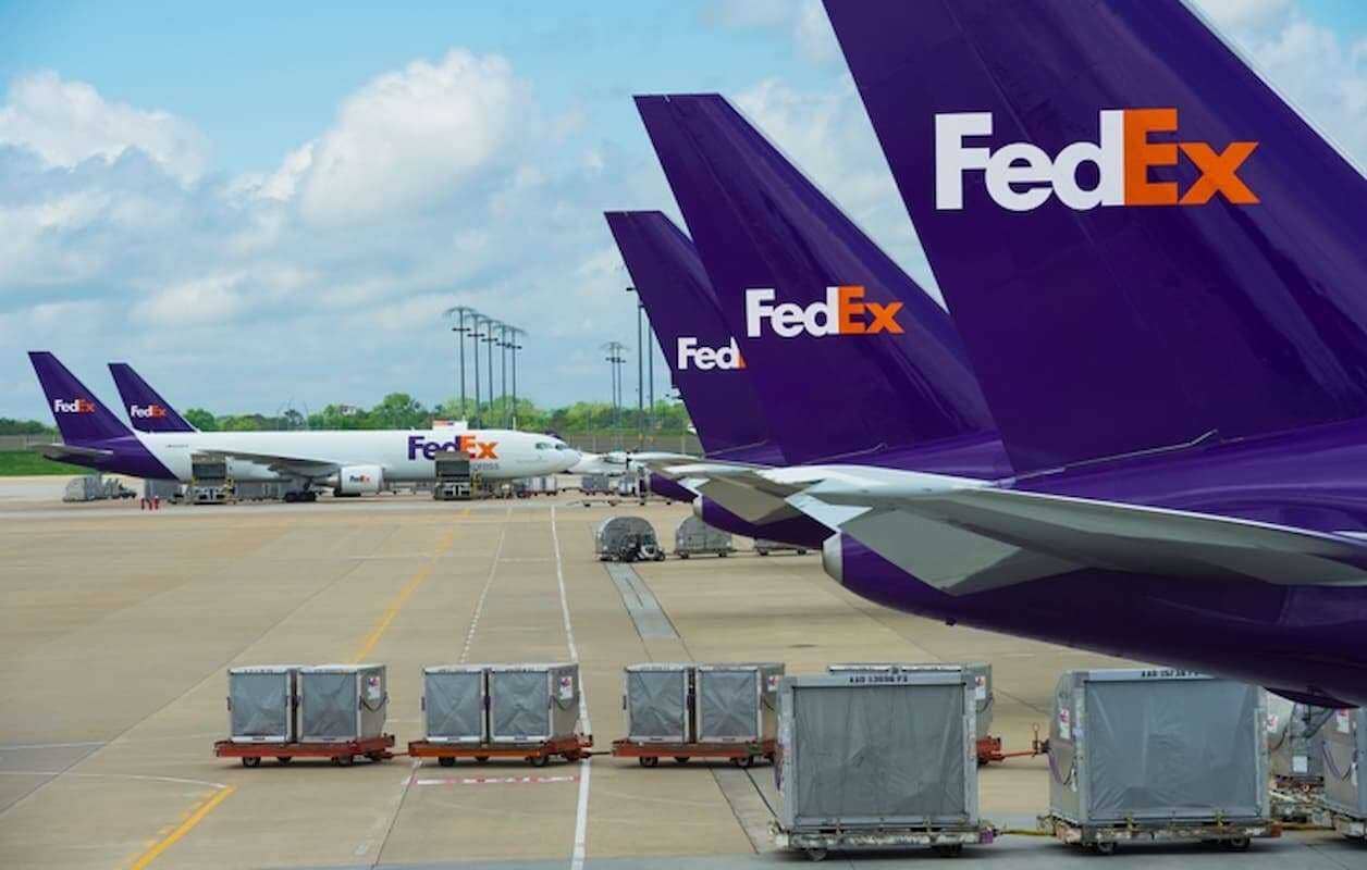 Американские гиганты Nike и FedEx