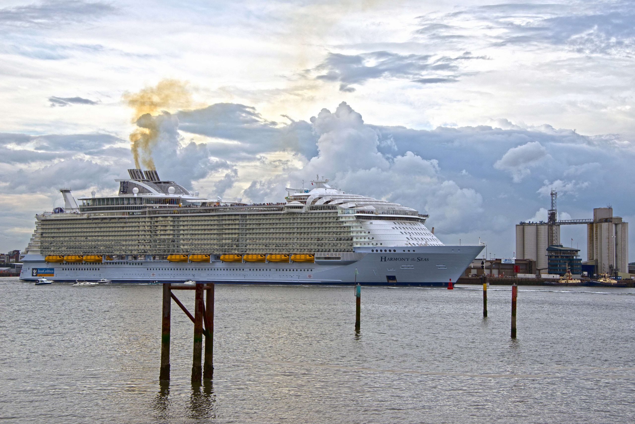 Что принесут вложения в акции круизных компаний