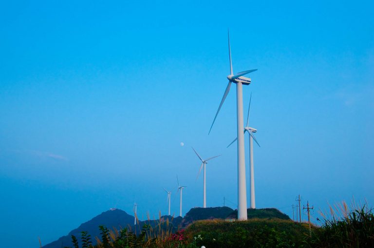 Зеленая энергетика как способ заработать на инвестициях