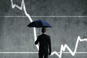 Можно ли заработать на падении цен на фондовом рынке?