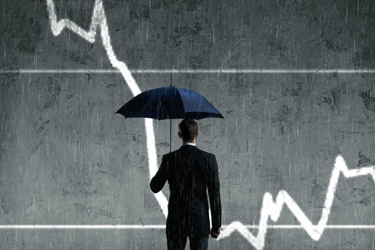 Можно ли заработать на падении цен на фондовом рынке?